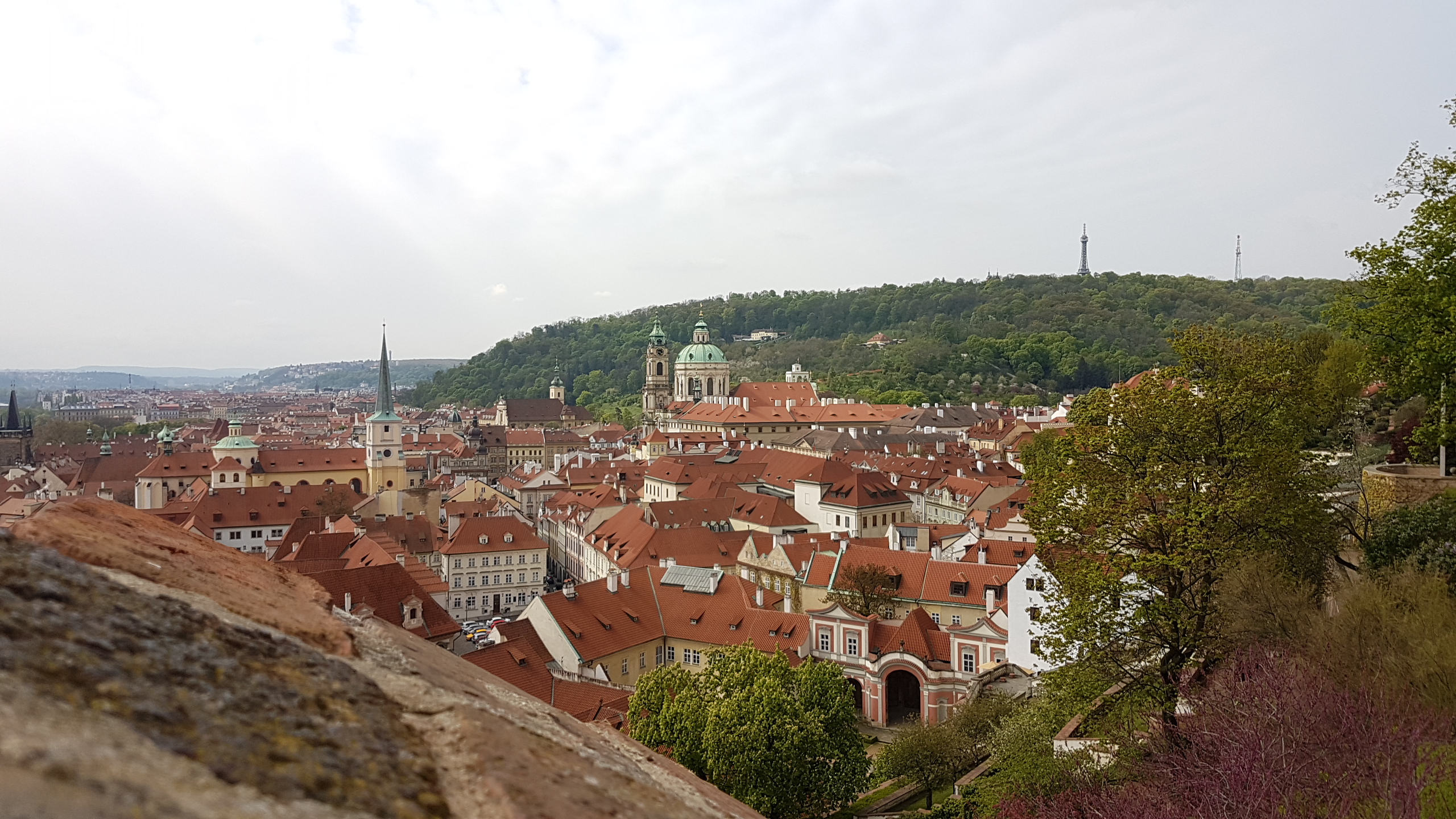 20170427_103502.jpg Blick von der Prager Burg