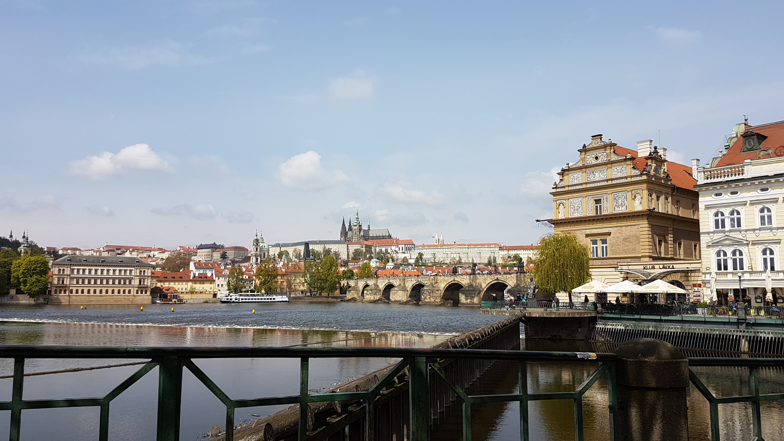 20170427_115915.jpg Karlsbrücke Prag