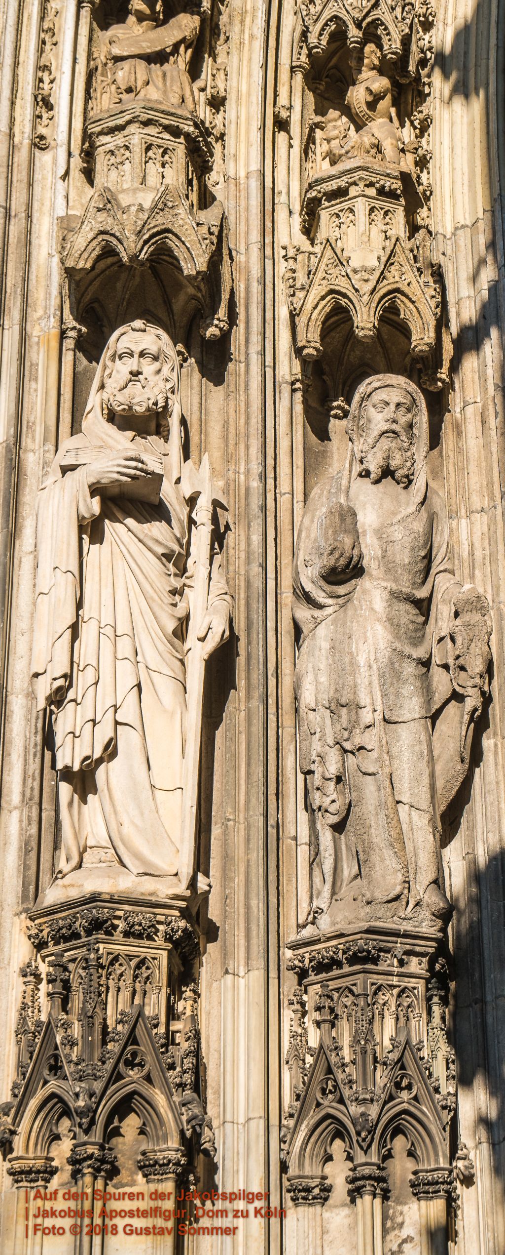 Bild 37 Jakobus, Apostelfigur im Portal des Kölner Doms