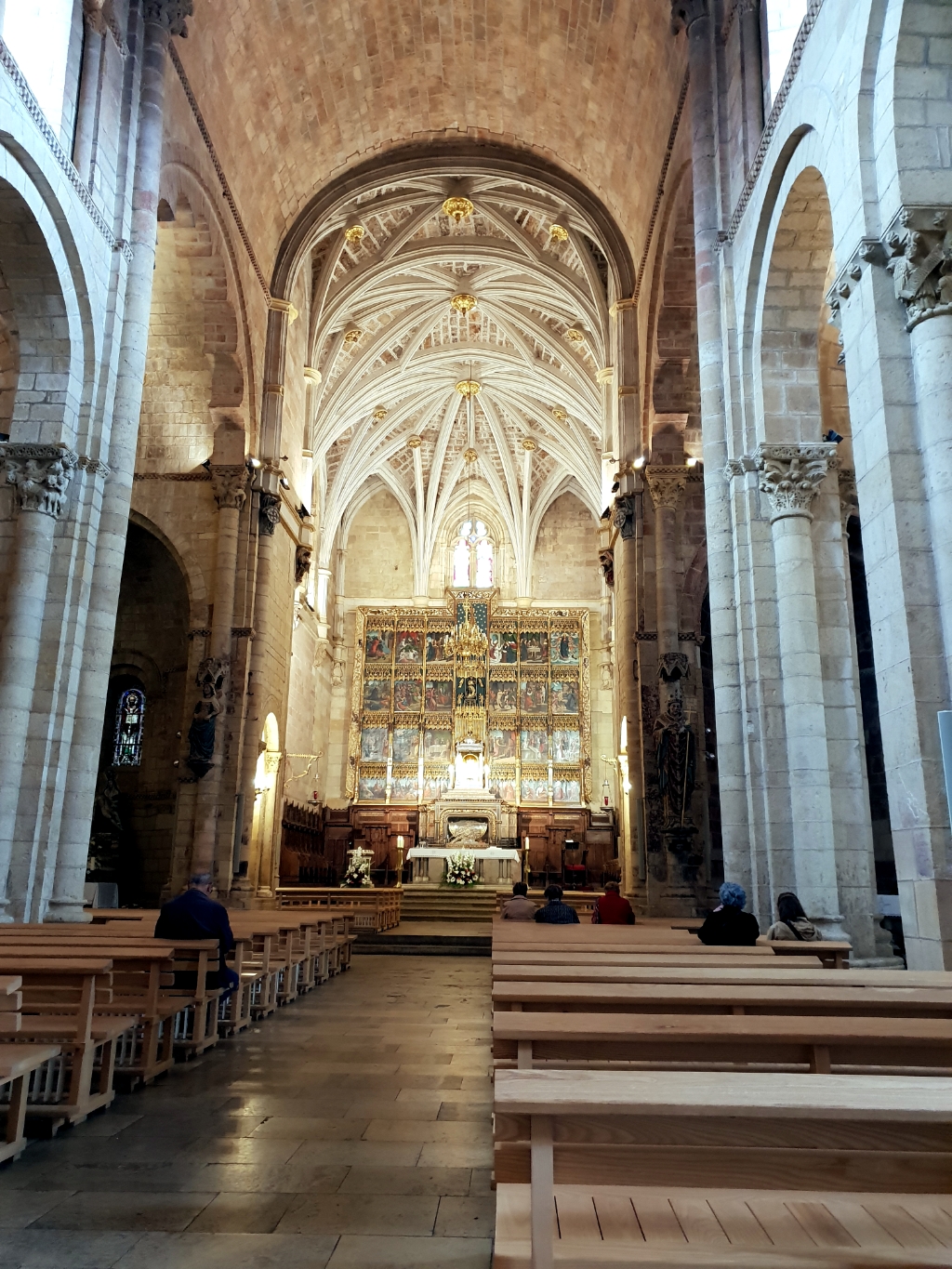 Basilika (10. Jhd.) San Isidoro 
