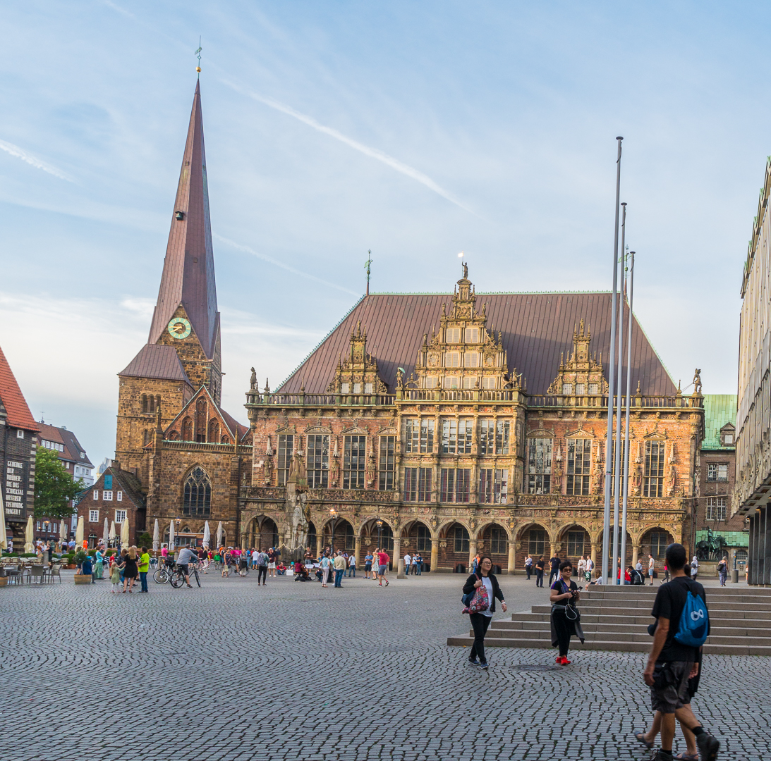 Kirche Unser Lieben Frauen und Altes Rathaus Bremen
